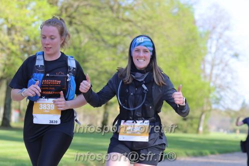 Marathon_Cheverny2025_Dimanche_Passage_Chateau/2025CHEVERNY_CHATEAU_003051.JPG