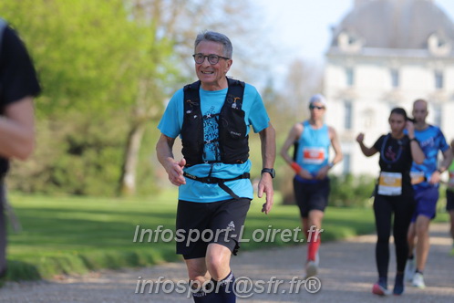 Marathon_Cheverny2025_Dimanche_Passage_Chateau/2025CHEVERNY_CHATEAU_003075.JPG