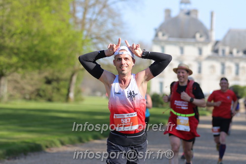 Marathon_Cheverny2025_Dimanche_Passage_Chateau/2025CHEVERNY_CHATEAU_003137.JPG