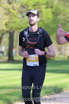 Marathon_Cheverny2025_Dimanche_Passage_Chateau/2025CHEVERNY_CHATEAU_003235.JPG