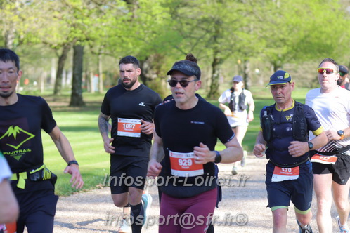 Marathon_Cheverny2025_Dimanche_Passage_Chateau/2025CHEVERNY_CHATEAU_003385.JPG